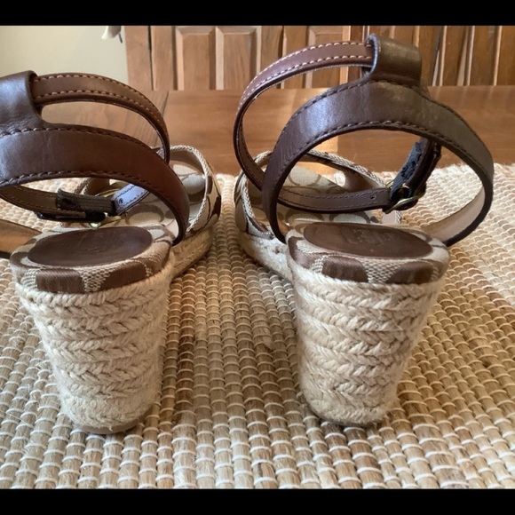 Coach espadrilles in EUC! Size 6.5. 💗💗💗 - Picture 5 of 7